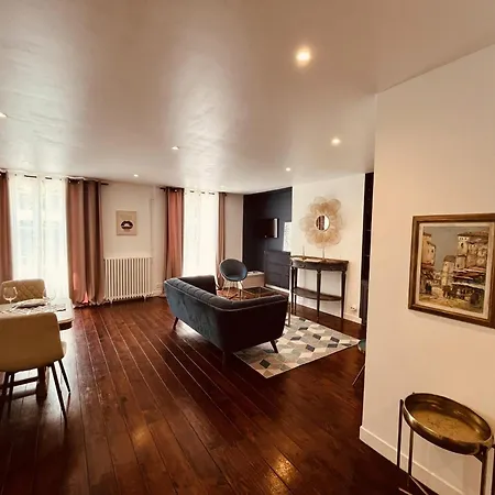 Escalier D'or Conciergeriedamecarcas Apartment *