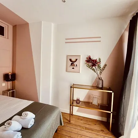Escalier D'or Conciergeriedamecarcas Apartment Carcassonne